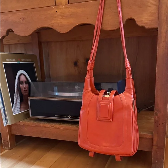 VINTAGE LOU TAYLOR Leather Multi Clutch Purse - Picture 3 of 7